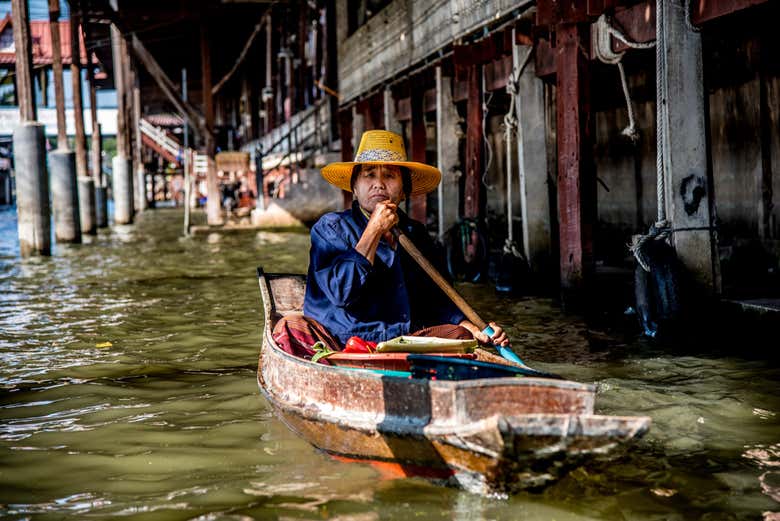 Mercado sobre las vías y mercado flotante + Gran Palacio y Buda de Esmeralda