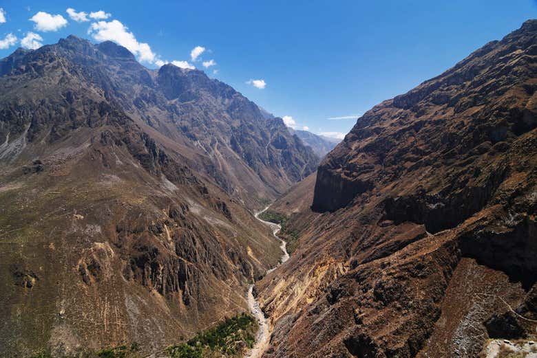 Excursión al Cañón del Colca finalizando en Puno