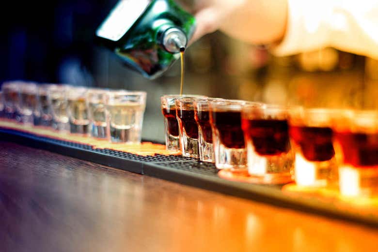 Pub Crawl ¡Tour de fiesta por Poznan!