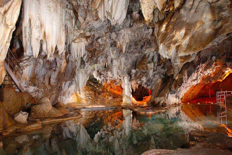 Excursión a los Altos de Chavón y la Cueva de las Maravillas