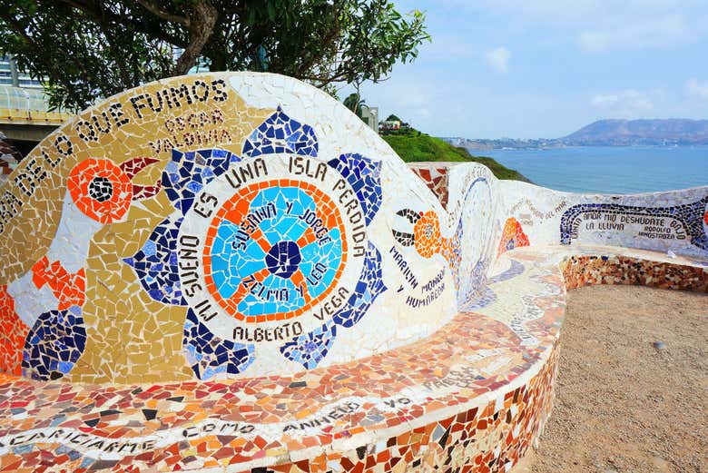 Tour en bicicleta por Miraflores y Barranco + Visita a Los Pantanos de Villa