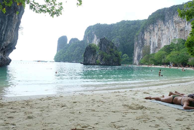 Excursión a las islas Hong + Plancton luminiscente