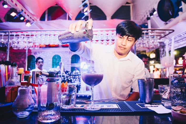 Pub Crawl ¡Tour de fiesta por Bangkok!