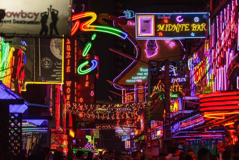 Pub Crawl ¡Tour de fiesta por Bangkok!