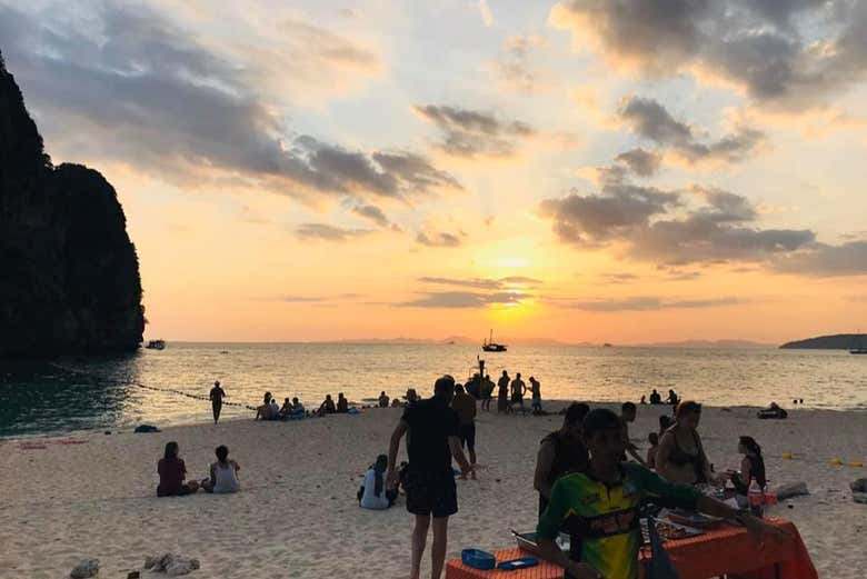 Tour por las islas de Krabi + Cena en Poda Island
