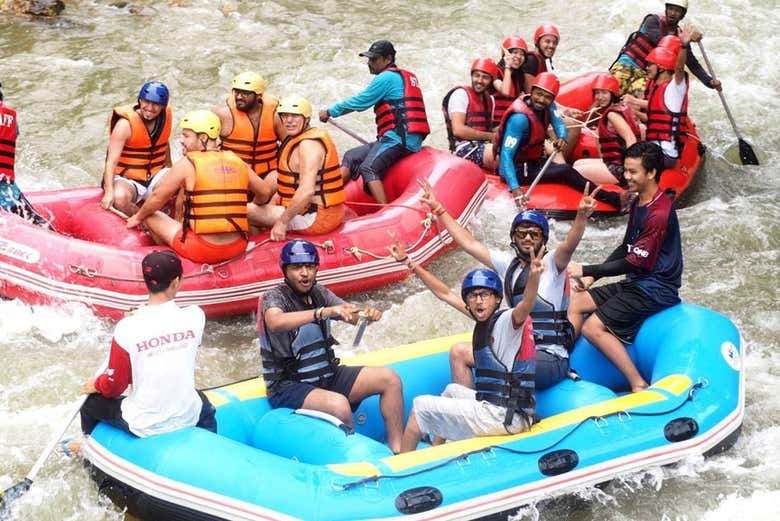 Rafting en el río Song Phreak