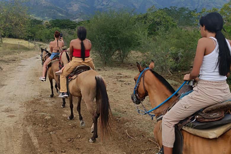 Rafting en Santa Fe de Antioquia + Paseo a caballo