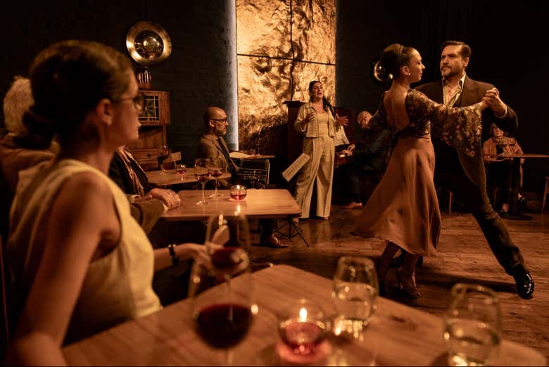 Espectáculo en Secreto Tango Society