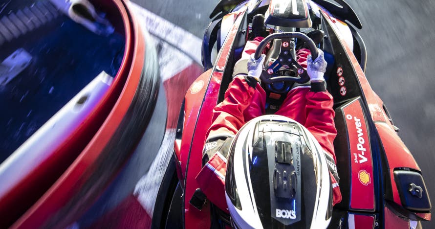 Indoor karting en kart RT8