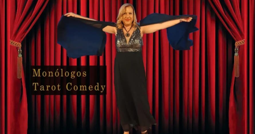 Tarot, humor y bebida en Malasaña