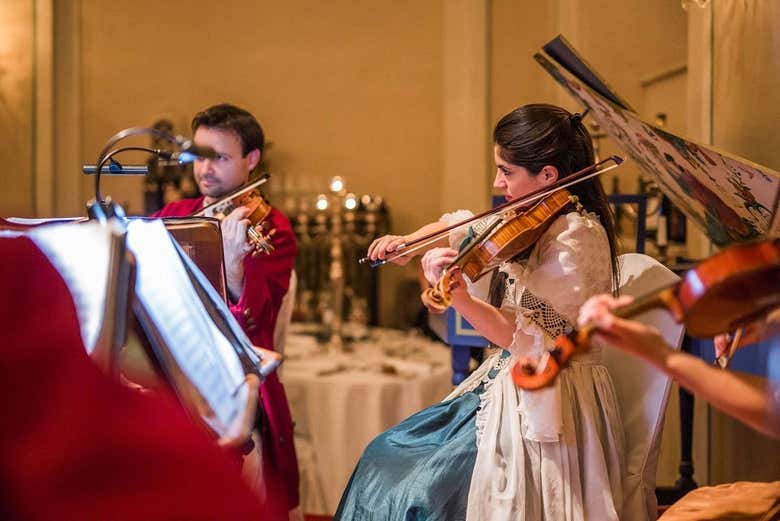 Cena y concierto de Mozart en la Sala Barroca de St. Peter Stiftskulinarium