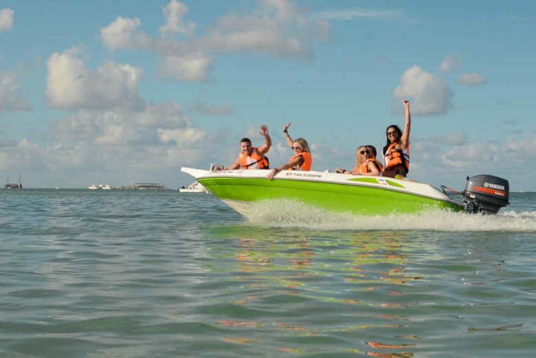 Conducción de lancha rápida en Punta Cana