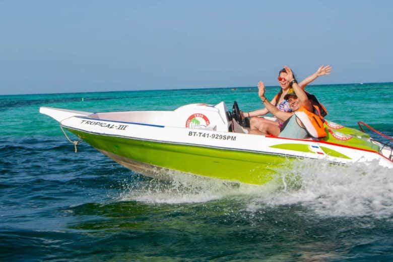 Conducción de lancha rápida en Punta Cana
