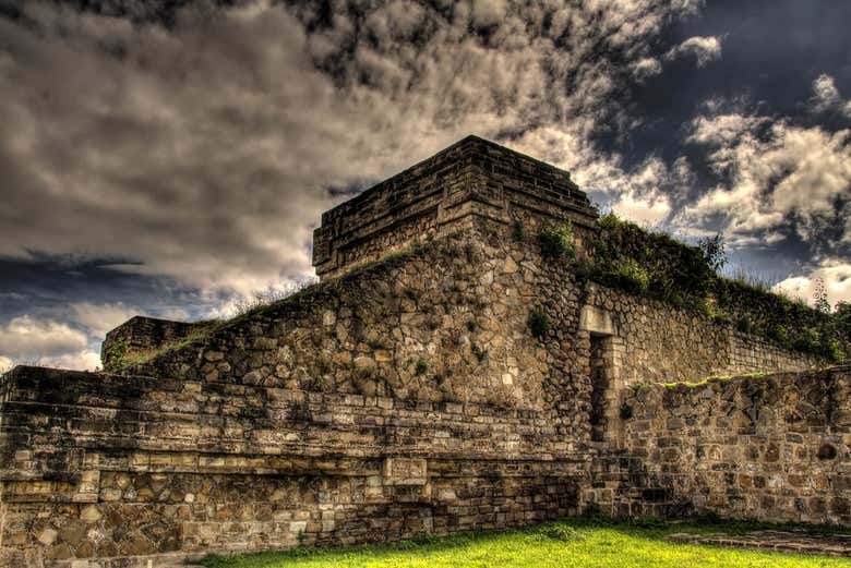 Excursión a Monte Albán, Arrazola y San Bartolo Coyotepec