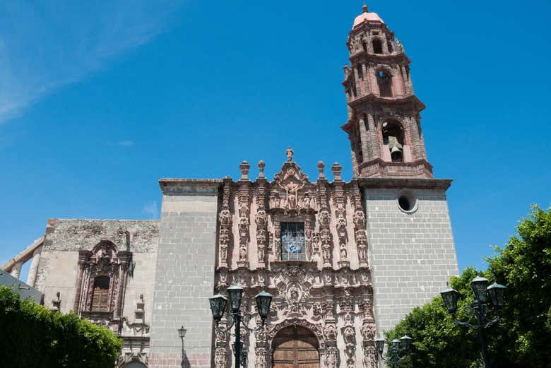 Excursión a San Miguel de Allende + Aguas termales
