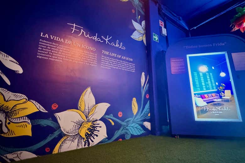 Entrada a la exposición inmersiva de Frida Kahlo: La vida de un icono
