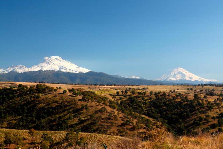 Excursión a los volcanes Popocatépetl e Iztaccíhuatl