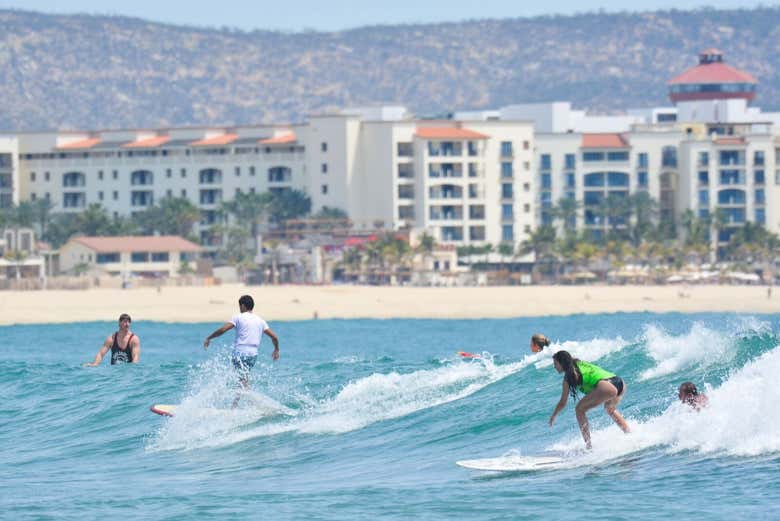 Curso de surf en Los Cabos