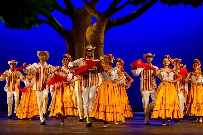 Espectáculo del Ballet Folklórico de México