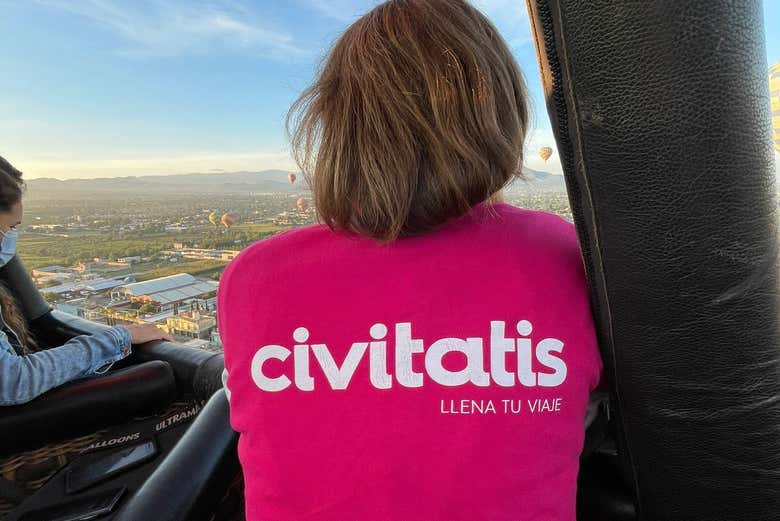 Paseo en globo sobre Teotihuacán con entrada