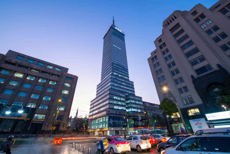 Entrada al mirador de la Torre Latino