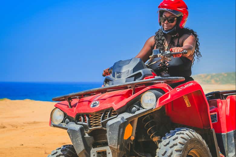 Paseo en camello por el desierto de Los Cabos