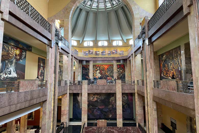 Visita guiada por el Palacio de Bellas Artes