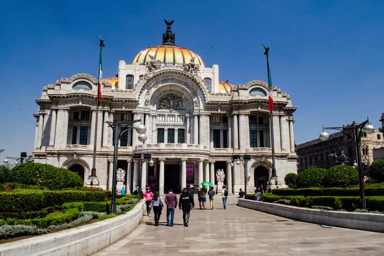 Visita guiada por el Palacio de Bellas Artes