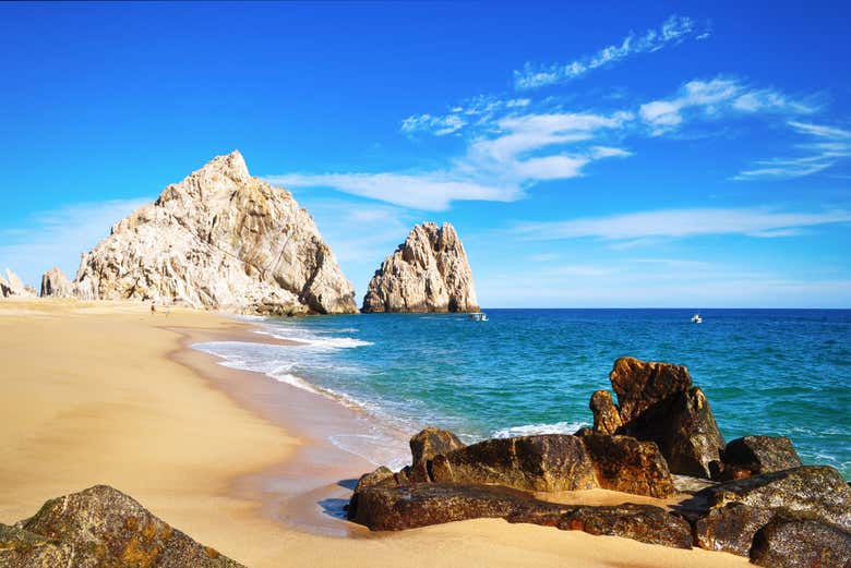 Paseo en barco por Cabo San Lucas con snorkel