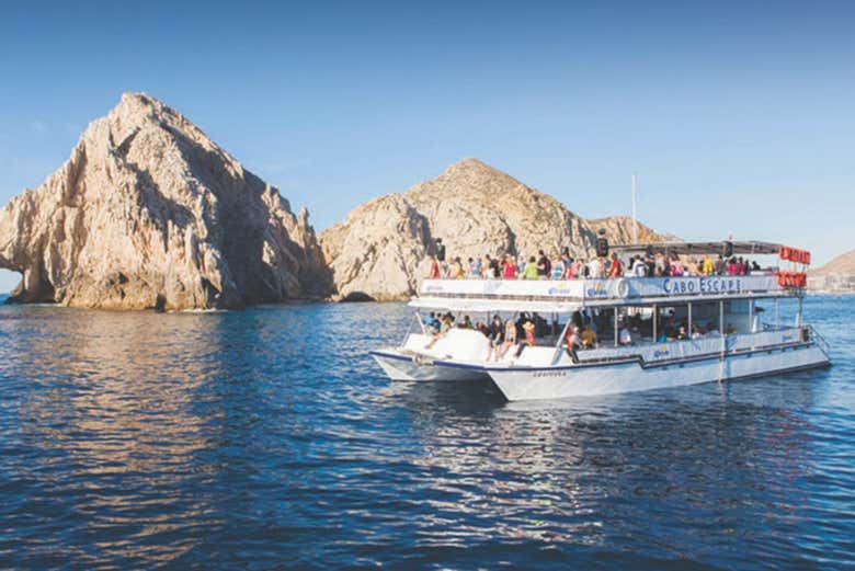 Paseo en catamarán por el Mar de Cortés