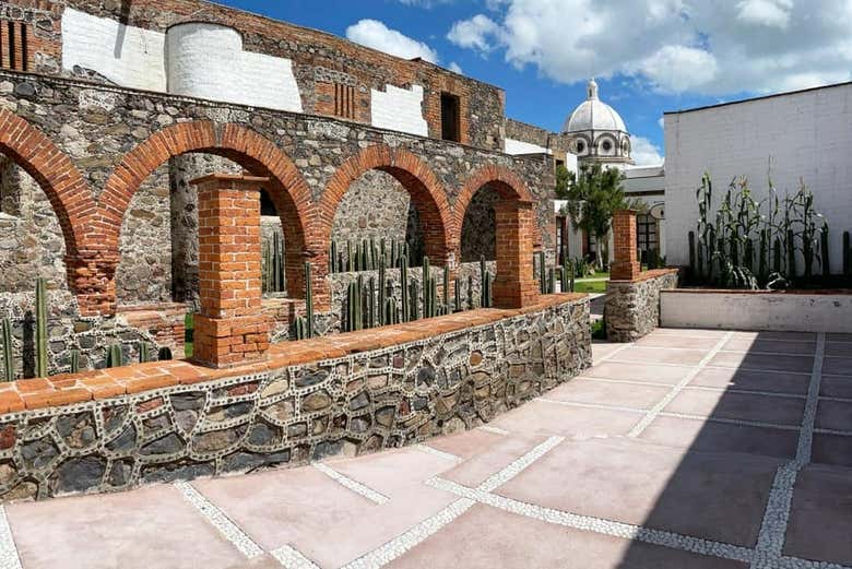 Excursión a la Hacienda Chimalpa y el convento de Zempoala