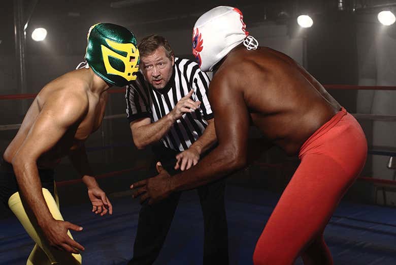 Visita a una cantina + Espectáculo de Lucha Libre