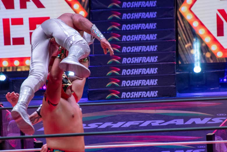 Visita a una cantina + Espectáculo de Lucha Libre