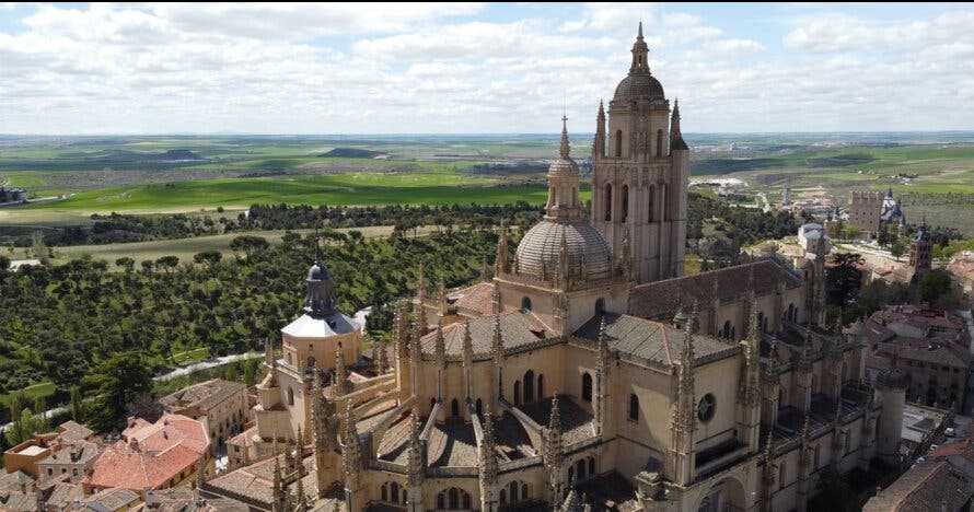 Visita guiada por Segovia: Catedral y Alcázar