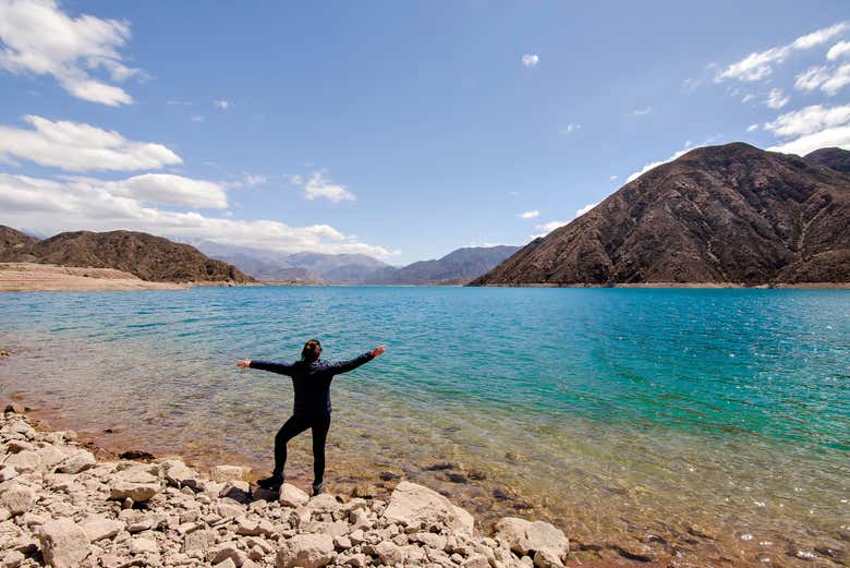 Tour en kayak por el embalse Potrerillos
