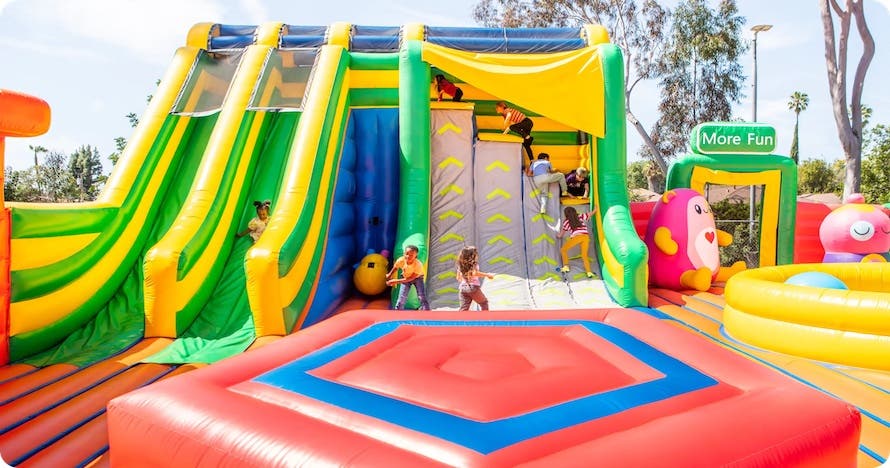 Funbox Valencia: el parque hinchable más grande del mundo