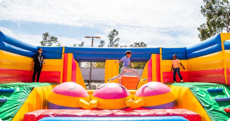 Funbox Valencia: el parque hinchable más grande del mundo