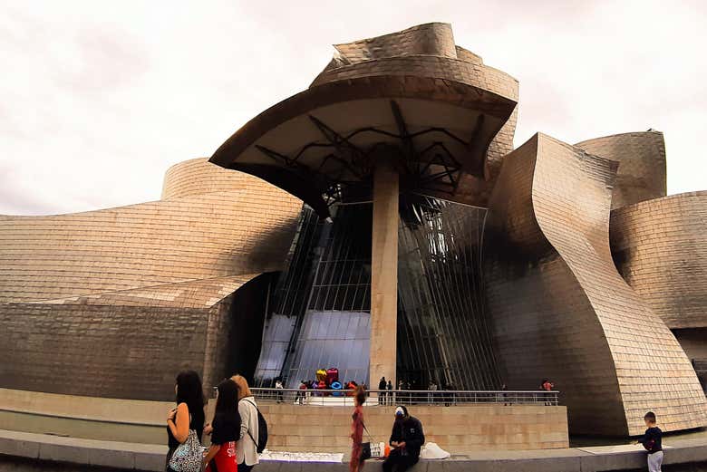 Entradas al Museo Guggenheim Bilbao con audioguía