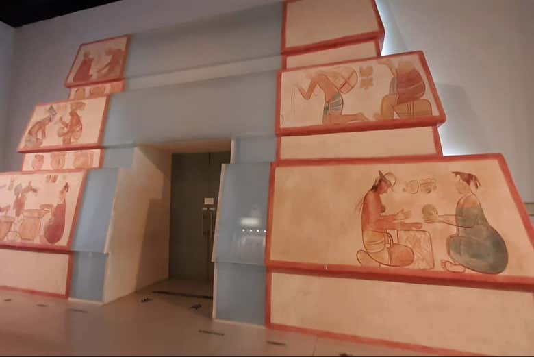 Excursión a Dzibilchaltún + Visita al Museo del Mundo Maya