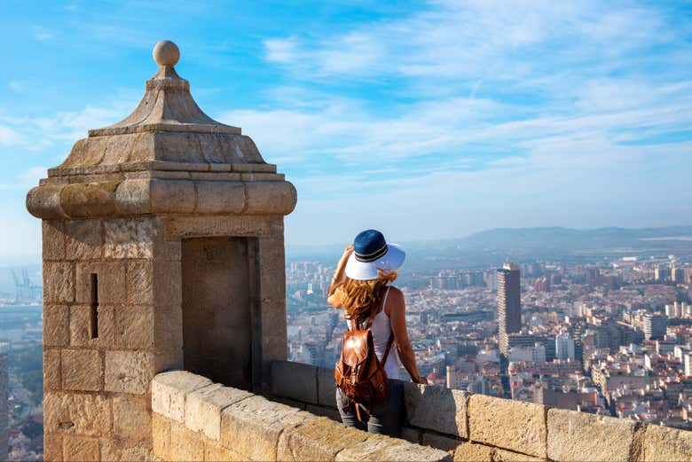 Free tour por el castillo de Santa Bárbara