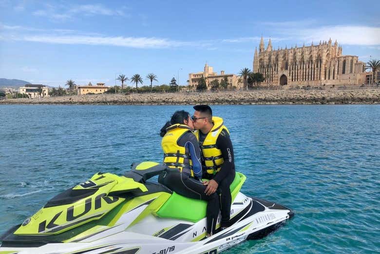 Tour en moto de agua por la bahía de Palma