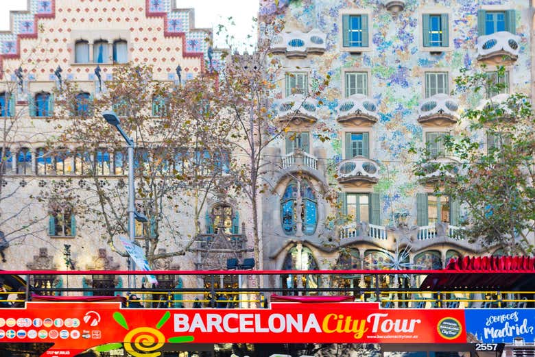 Autobús turístico de Barcelona + Paseo en catamarán