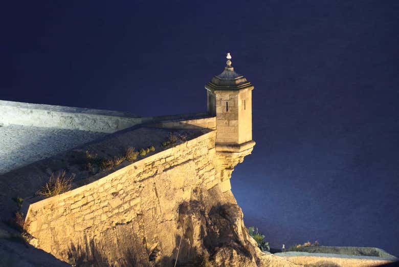 Free tour de los misterios y leyendas de Alicante