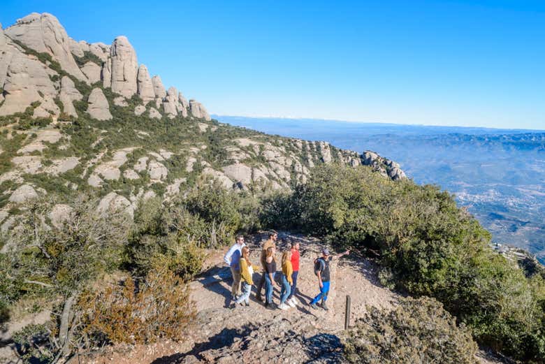 Trekking por Montserrat y visita al monasterio