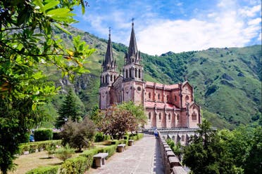 Excursin a Covadonga, Cangas de Ons y Lastres