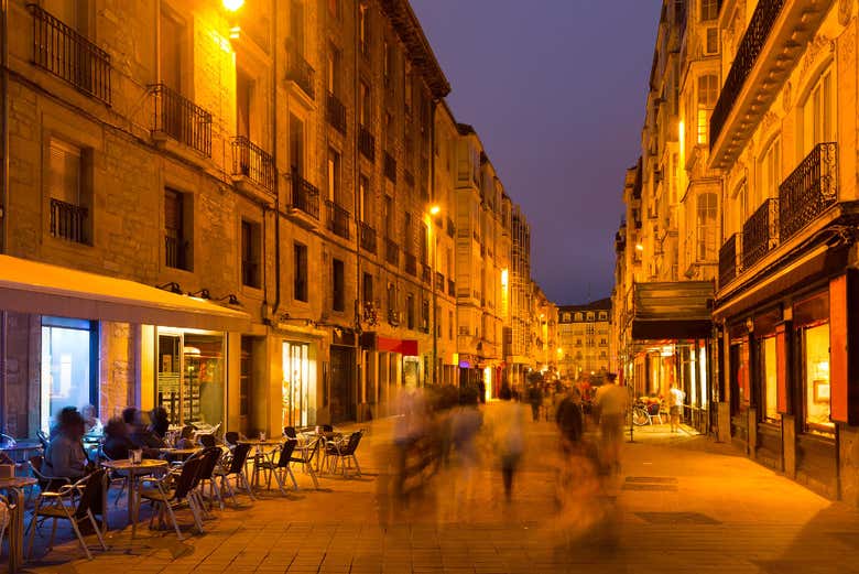 Free tour de los misterios y leyendas de Vitoria