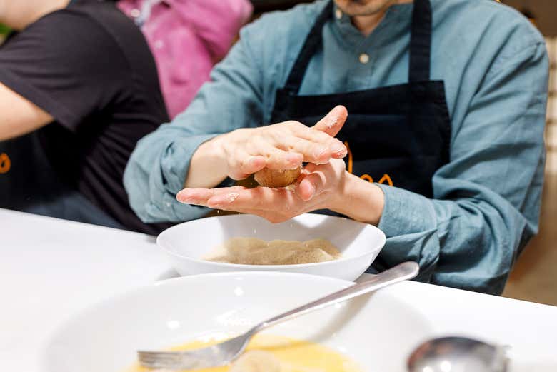 Clase de cocina de tapas y paella en Madrid