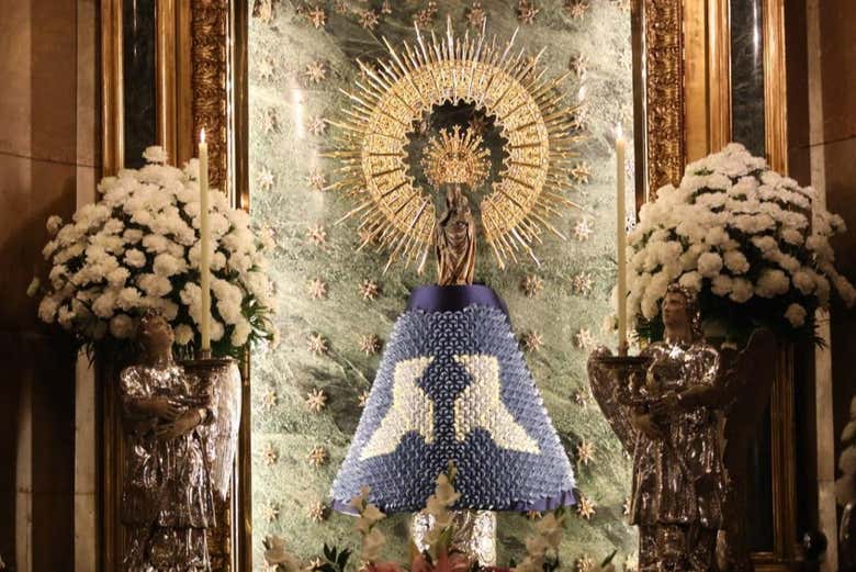Visita guiada por la Basílica del Pilar