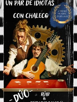 Un par de idiotas con chaleco