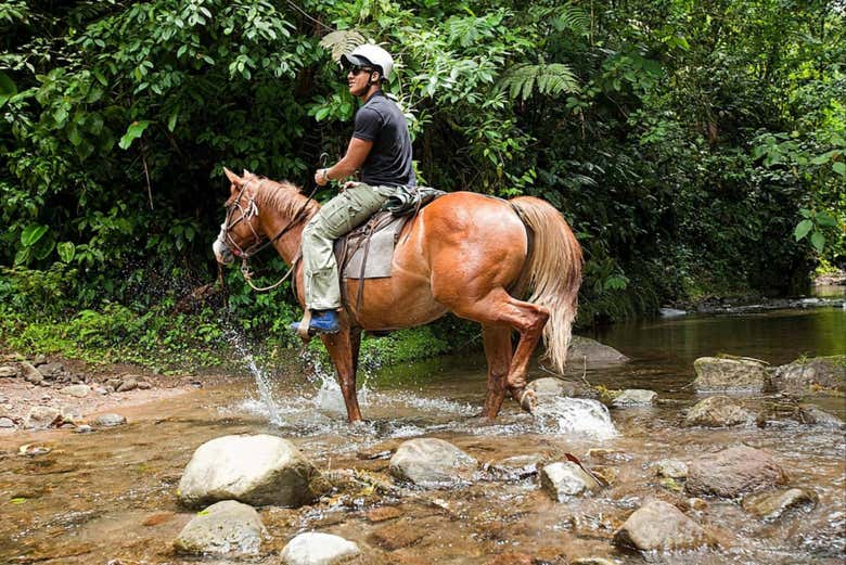 Paseo a caballo a la Catarata La Fortuna